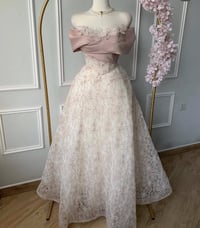 فستان • لبسته بحنة • مقاس ٧٠-٨٠