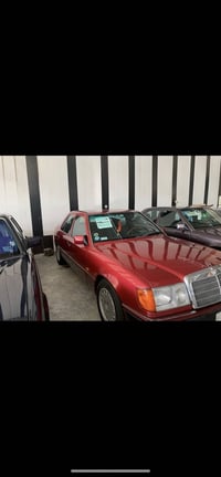 دب حجم ٣٠٠ورقم مميز وغرفه زيرو ماشيه ٨٩الف وتليفون وبرده كهرباء وكشن ك...