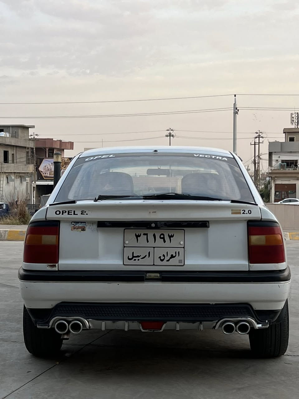 بسم الله الرحمن الرحيم 
اوبل فيکترا مودیل 1990
کیر عادي
محرك 20✈️
کیر و محرك بشرط لا صرف ولا بخار
سلایت .
‏ Abs.    
قفل مرکزي
ویل ریاضي بس ویل مالتة ٤ ورقات
صبوغ بیلادي 
فقط ٥ بصمات معجون
 السنهوية صارلها أربعة أشهر منتهية
سیارە کلش کلش نضیف
سعر ٣٨$ بي مجال
رقم *********** او خابرني عخاضس
