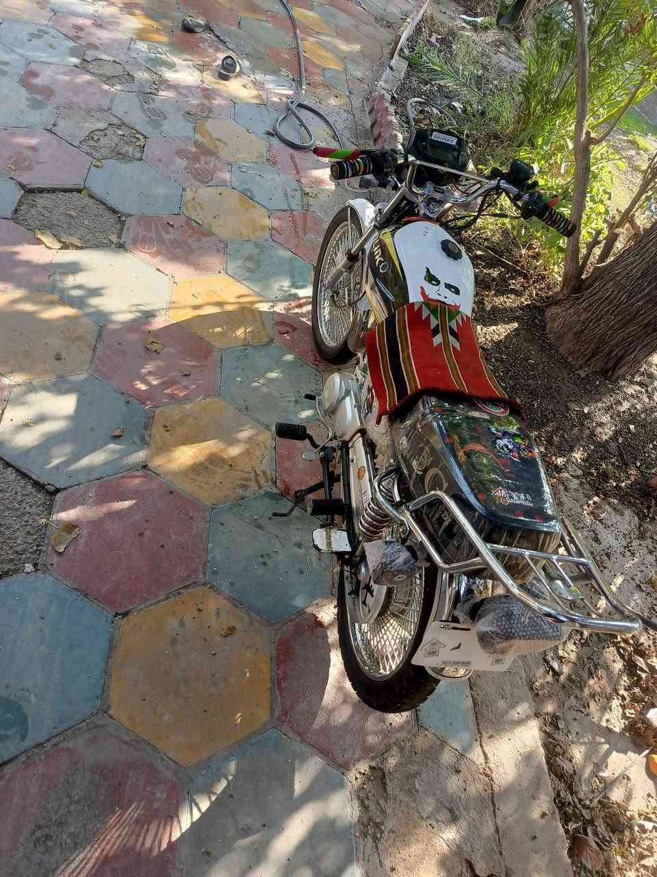 سلام عليكم تايكر البيع موديل 24 دراجه كفاله عامه دراجه حلوه مرتبه مكان ديالى بعقوبة  ستفسار عل رقم *********** سعر مناسبه
