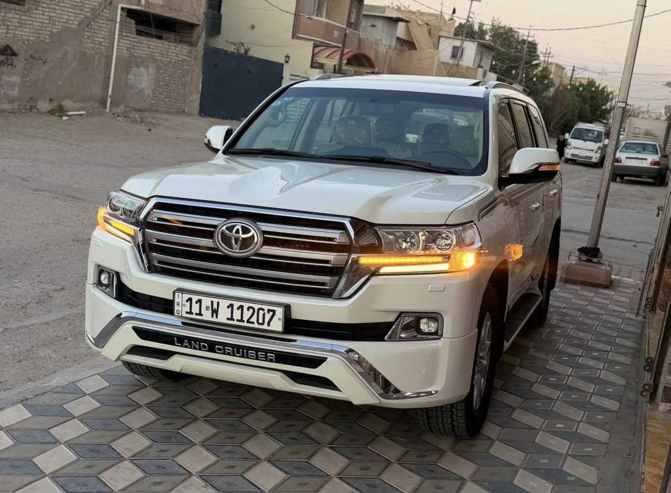 لاندكروز بريم اصل 2018 كفاله عامه حتى الدعاميات عده بارد صبعين فقط فول الفول معروفه مواصفات البريم ماشيه 78 سياره ب كارتونه رقم بغداد بسمي بيع سريع سعر 425 العنوان البياع الشرطه الرابعه الهاتف ***********
