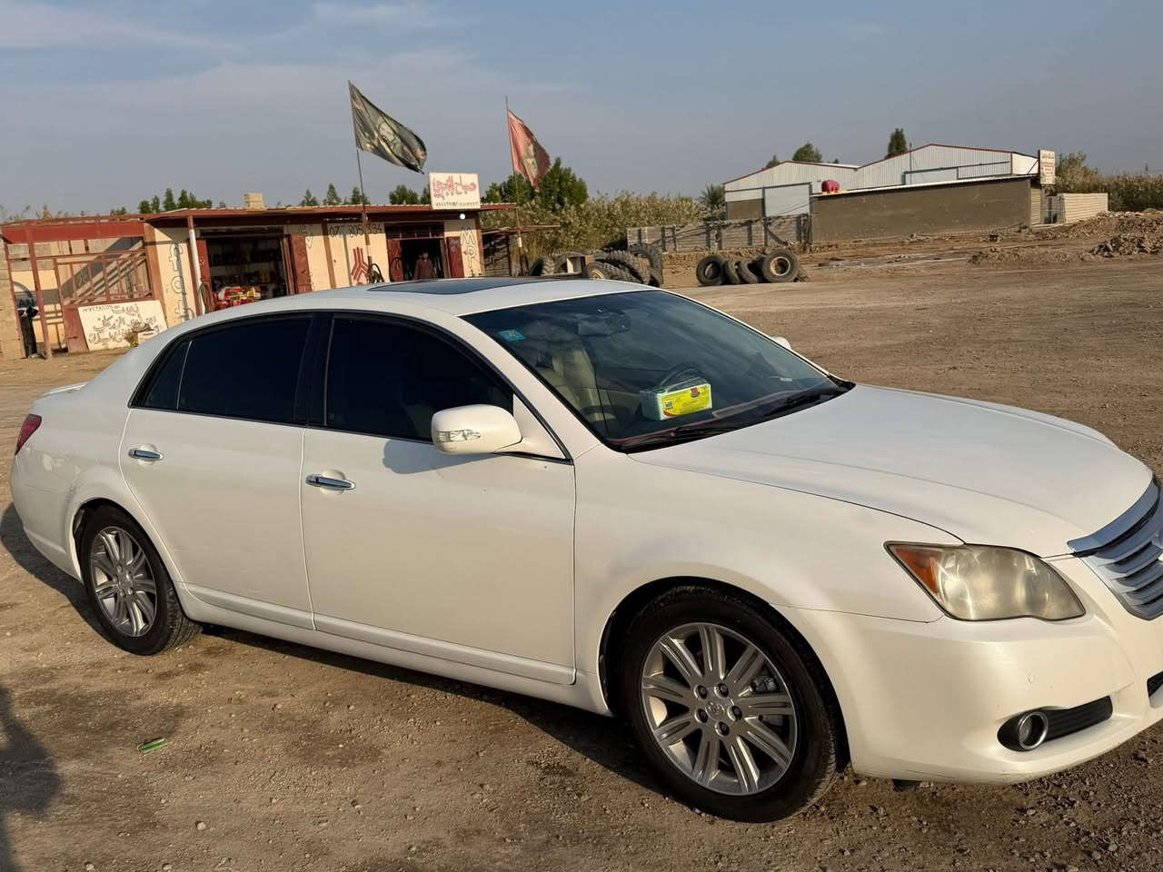 السلام عليكم 
افلون 2010 خليجي 
لمتد فول مواصفات 
6 بصمات و اشارة مري فطيميه
بيها صبغ قطعة وحدة  الجاملغ الايسر الخلفي
و غرفة جديدة مدوشمة جلد ياباني اصلي 
تخم تاير جديد 
حدادية جديدة كاملة
گير و مكينه خير من الله
تبريد ثلج 
شادلها شاشة كار بلي اصلية 
ما ناقصة برغي 
السيارة حلوة و نظيفة مال جناي 
السيارة على ايدي و كلش مداريها
السعر 158 و بيها مجال
***********
***********
مكاني واسط و بغداد
