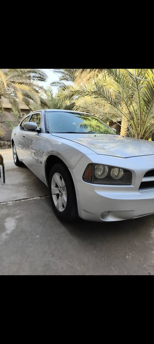 السلام عليكم بيع مستعجل جارجر v6
حجم المحرك 3500
موديل 2010
رقم بغداد الجديد بسمي
كهربئيات كله شغال
تبريد تدفئه شغال 
تايرات جديد السياره كلش نضيفه 
حداديه نضيفه 
الداخل كلش نضيف كير محرك عل فحص 
قطره أخياس مابيه
السياره احله من الصوره 
مكاني بابل 
السعر 110
مجال بسيط ‏‪***********‬‏
     ‏‪***********‬‏
