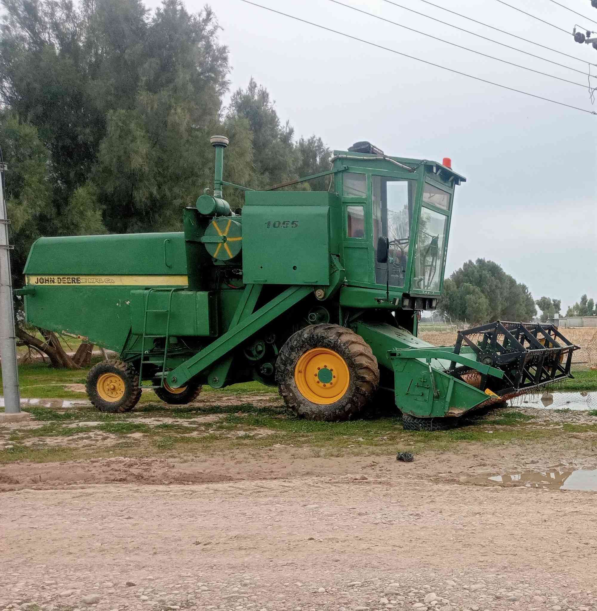 دەڕاسە جوندێر ئێرانی مۆدێل 2012 ئسترات خاس  تەپەڵەی چواردی بیلاد بەلەمەو یەک ساڵ کاکوت کردوە کاکوتێ بۆکانی دووپەنکەی لەگەڵە  نەلەحیم نەتەقین هیچی پێوە نیە کارەبایو تەبریتو هەمووی مەزبوتە
    بۆ سعر پەیوەندی بکە *********** 
شوێن کەلار
