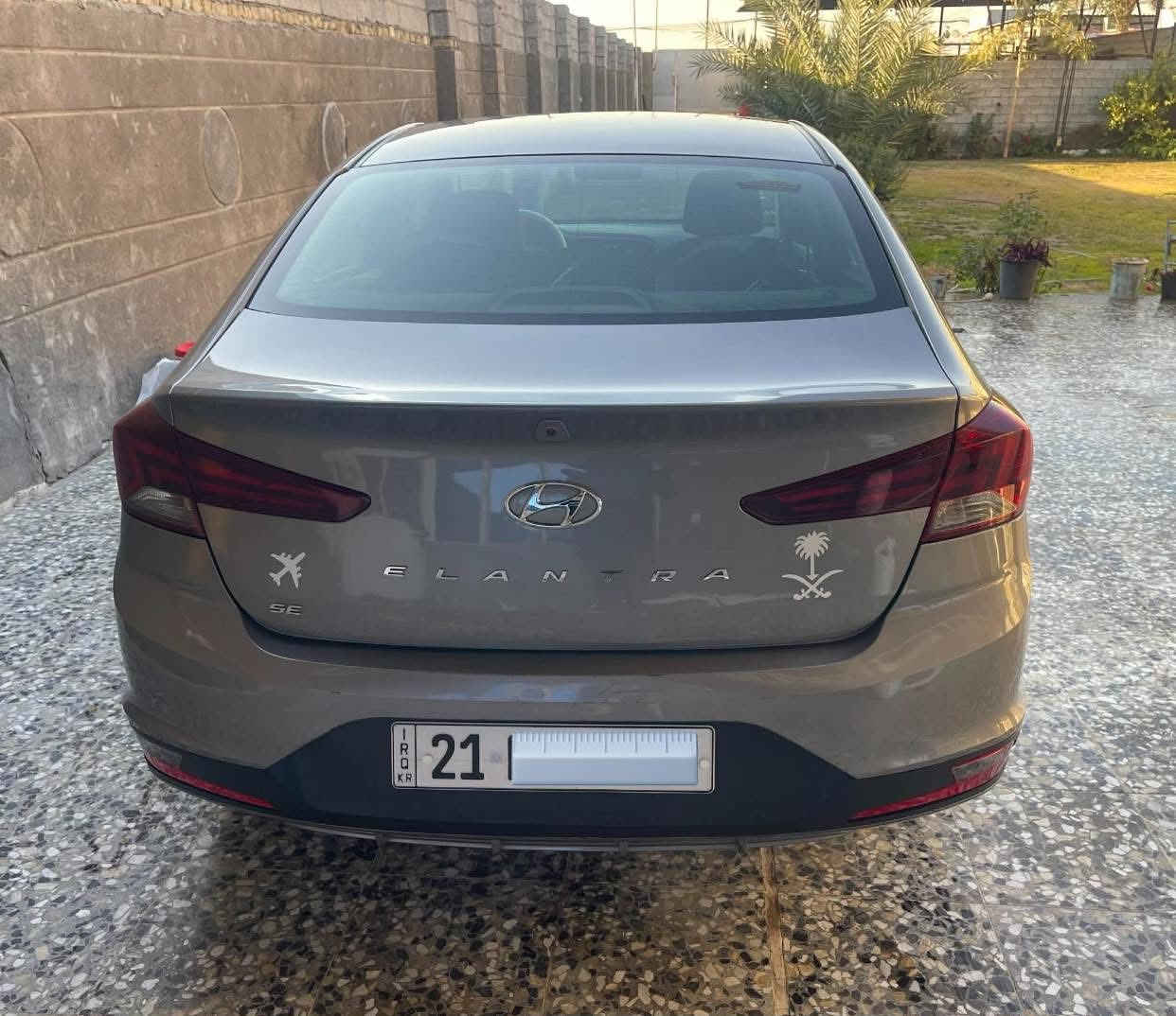 السلام عليكم

للبيع  النترا وارد امريكي موديل 2020

رقم اسليمانيه الدولي الجديد تحويل ثاني يوم 

ماشيه 76mi الف

 حادثه بس دعاميه اماميه  

السياره ليبل واحد 

محرك 2000 دوش لا تبخير ولا تنقيص

 كير المرغوب at تلاثه انضمه قياده 

رادار + تحديد مسار +توقف ذاتي 

شاشه كبير كار بلي

كامره دواره 

صدر امامي خلفي جديد

تخم تاير جديد 

لايت زنون عالي وناصي 

السياره كفاله لغد شاصي مكفول

ملاحضه/ صور حادثه مرافق المنشور 

السعر 138 وبيه مجال مكاني بغداد 

للاستفسار ***********
