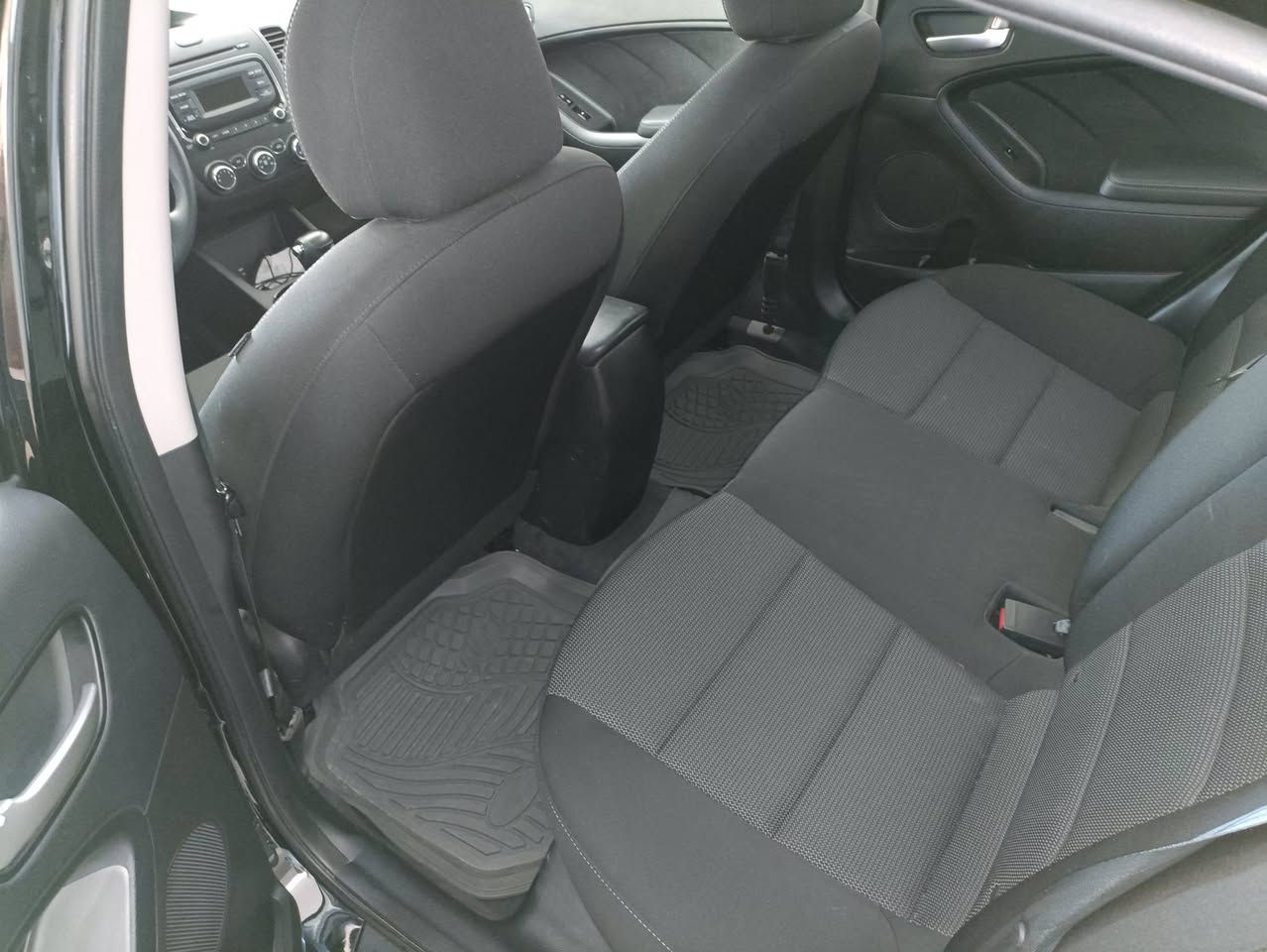 كيا فورتى موديل 2018 محرك 2.0 دوش
كير at
 ماشية 75 الف ميل بدون صبغ بيهه تعديل نص بنيد وكم طعجة بالسقف بدون حالوب شرط 
محرك ما مفتوح
 رقم قديم سنوية ساقطة تحويل شرط مكانها دهوك 
سعر 111 ومجال
***********
