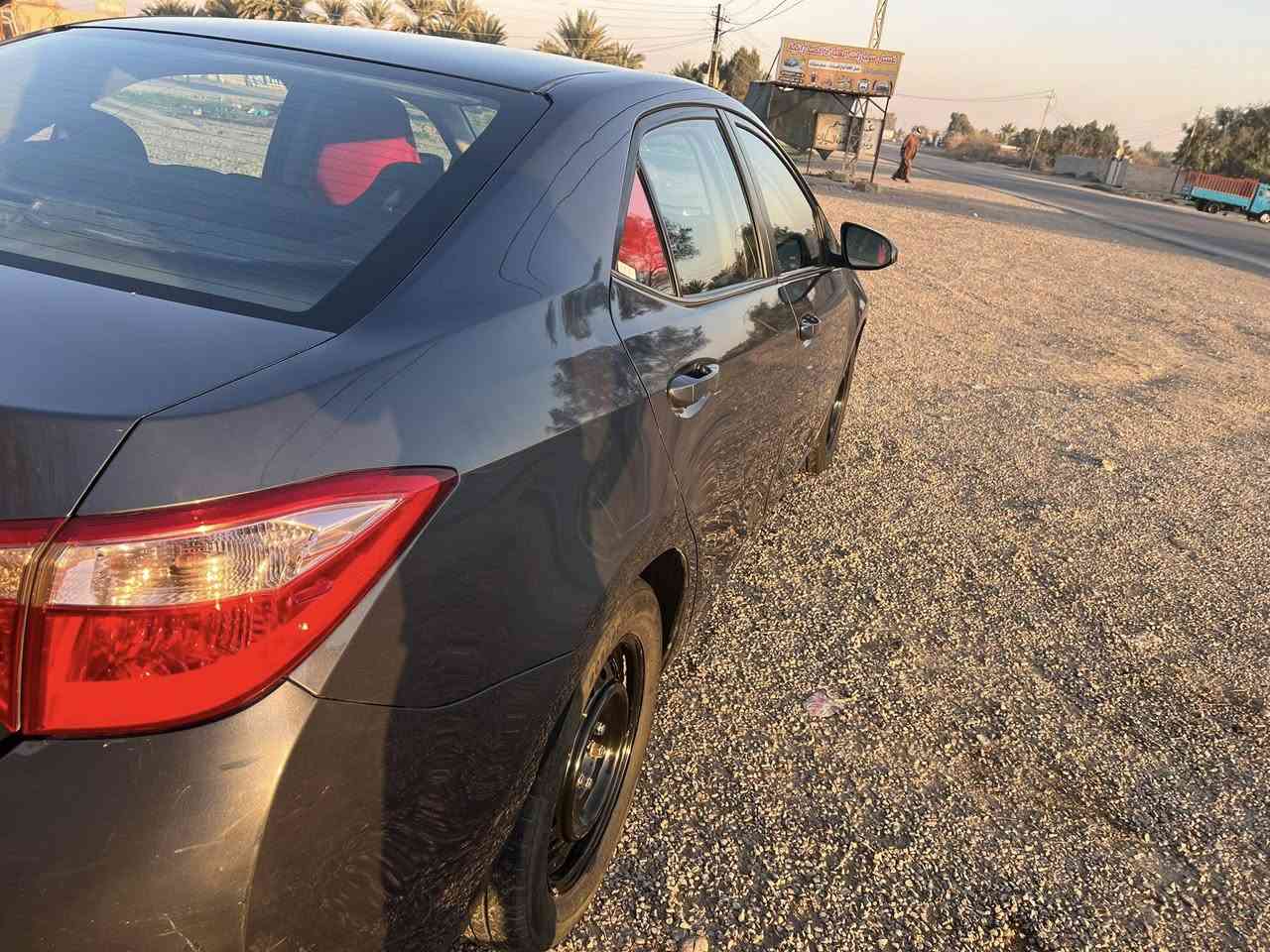 السلام وعليكم 
كورلا 2017 اللبيع سيارة بدون صبغ بيها قطعتين بلاديات بدون دواخل بدون ايرباك رقم اربيل سنوية باسمي تحويل ثاني يوم مدة السنوية الى ٢٠٢٨ السيارة ماشية ٩٧ الف عارضها ١٤٣ وبيها مجال مكان ديالى المقدادية ***********
