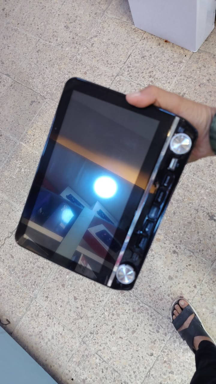 مرحبا
شاشة نضام اندرويد  تشتغل على جميع السيارات الكورية جنه شاديها على سورنتو موديل 20 من بعنه السيارة فتحناها ورجعنه البلادية ابيعها مع الكامرة مالتها وشفتو شغلها سريع بدون تعليك ابد
سعرها مع الكامرة 100  الف وبيها مجال قليل شرط لابيها كسر لافطر لاغواش لاسواد فوول دقة انا هسا صورت الظهر وشمس وهيج واضحة مكاني نجف
للتواصل
***********
***********
