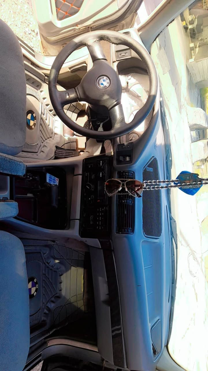 السلام عليكم شباب السياره للبيع
535 بلاد 

مكينه وكير واكسل كفاله

صدر خلفي جديد

صدر امامي 50 %

تبريد ثلج

داخلها نضيف 

كهربائيات كلها شغاله

السعر 44 وبي مجال للطيبين

مكانها بغداد
***********
