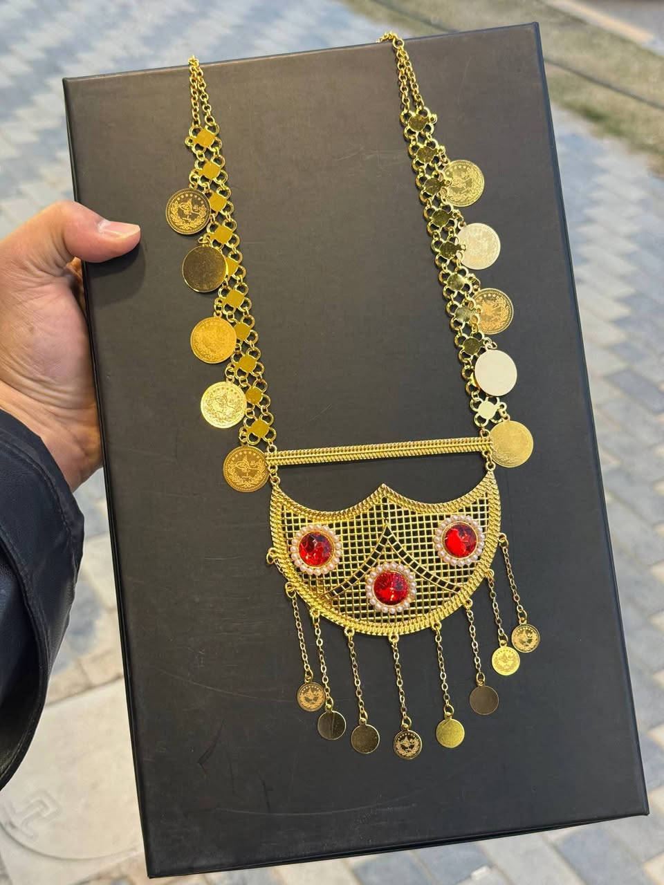 قلادة رمضانيه دزاينات  متنوعه
للطلب راسلوني ماسنجر يوجد خدمة توصيل


**إذا كنت صاحب هذا الإعلان وتريد حذفه لأي سبب، رجاءا أرسل رسالة إلى الدعم الفني**