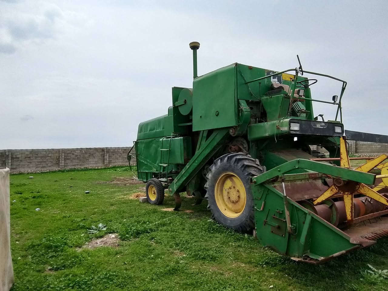 دراسة جوندير للبيع موديل 80 معمره كامل شرط السعر 15مليون وبيها مجال رقم الهاتف ***********
