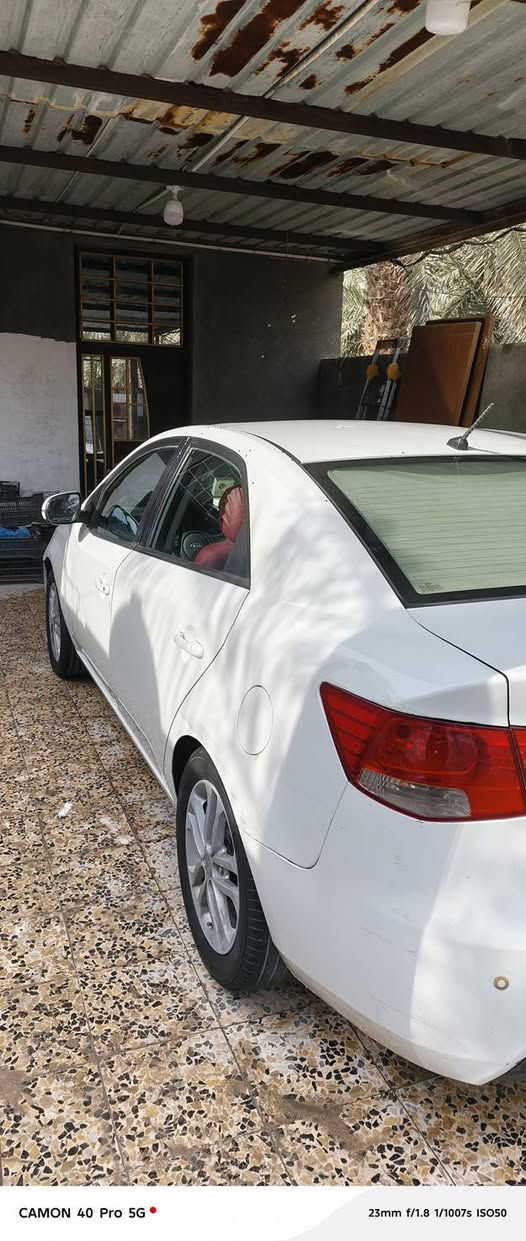 السلام عليكم سيارات للبيع 2011 فول مواصفات ما عدا البصمه محرك 1600 العنوان بصره سعر95وبيه مجال رقم ***********
