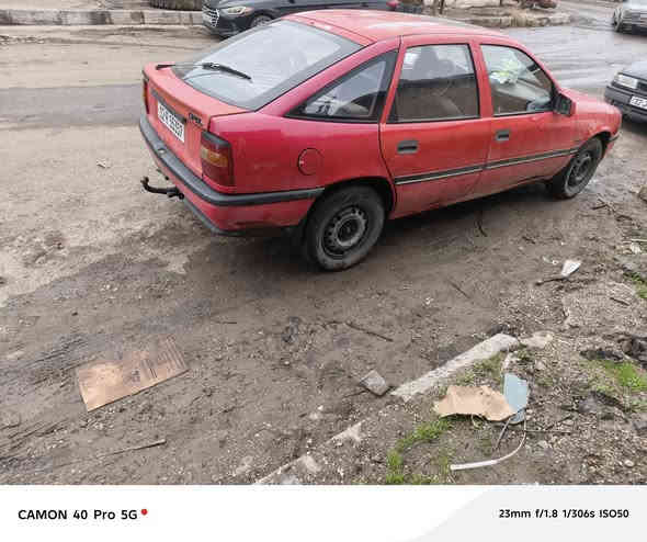 أوبل فكترا ٢٠ موديل ١٩٩٠ سيارة جاهزة محرك شرط تخم تايرات باتري جديد جامات كهرب باور صبغ مابيها بس الدوائر رقم اجنبي بيها هزا شرط التحويل السعر ٣٩ $ رقم الموبايل ***********
