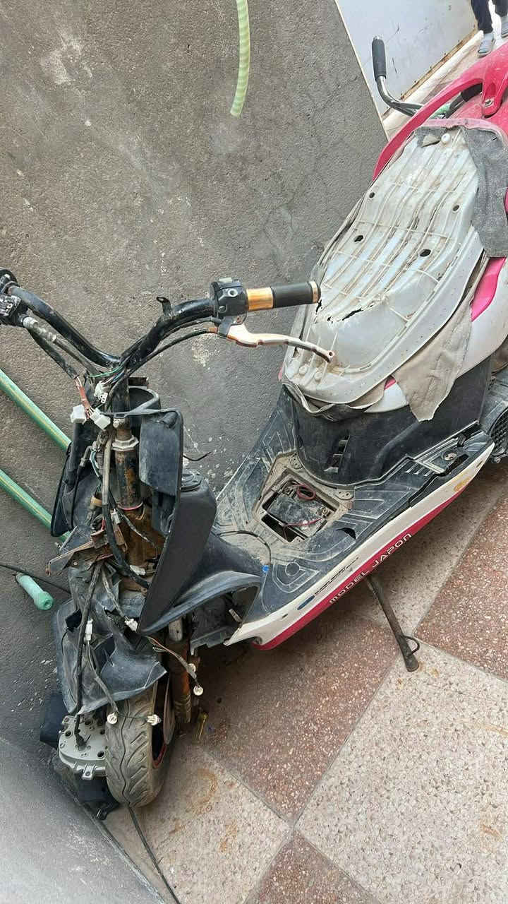 سلام عليكم دراجة كوم حديد 75 وبيهة مجال تصل ***********
