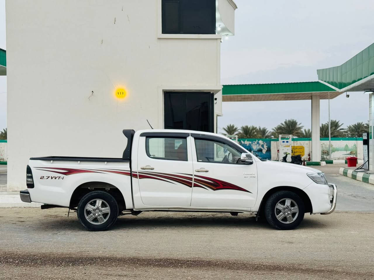 تويوتا هايلوكس 2014 كويتي شاصي19
كير اوتماتيك 
بيها جاملغ وبنيد وكاله بلاد
سياره حلوه وجاهزه من كلشي
السعر 185$ وبيها مجال
العنوان بابل الشوملي استفسار
***********
***********
