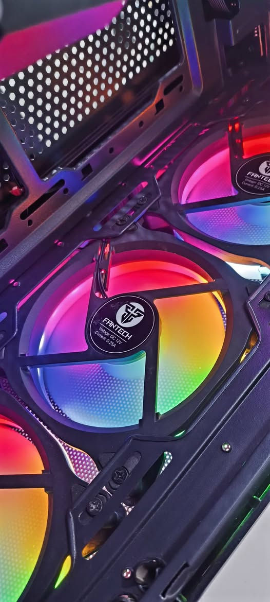 السلام عليكم بيسي للبيع المواصفات بالصور السعر 850 وبيهة مجال بس كيس  مكاني حرية ***********
