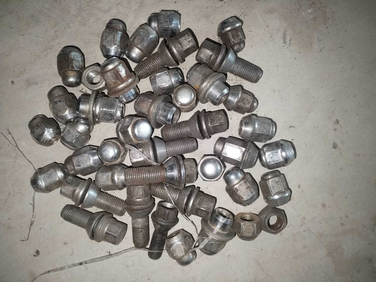 سعر القطعة 250 دينار جمله فقط *********** تواصل واتس اب او خاص
