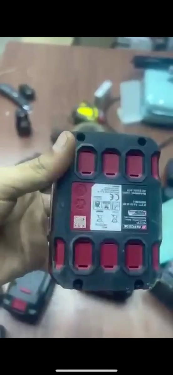 4 امبير اصلي متوفر


**إذا كنت صاحب هذا الإعلان وتريد حذفه لأي سبب، رجاءا أرسل رسالة إلى الدعم الفني**