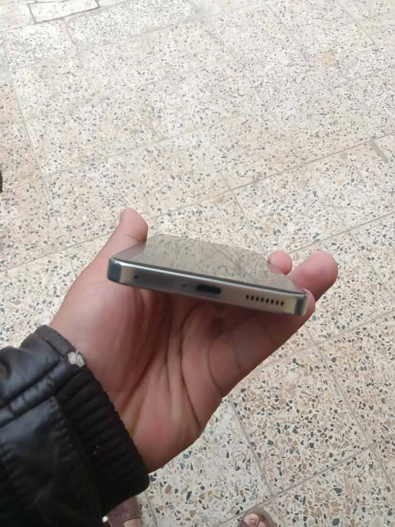 انفنكس جيتي 30 برو
جهاز نضيف كامل ملحقات مابي اي شي بطارية تقرة 98 
قيم واخذ


**إذا كنت صاحب هذا الإعلان وتريد حذفه لأي سبب، رجاءا أرسل رسالة إلى الدعم الفني**