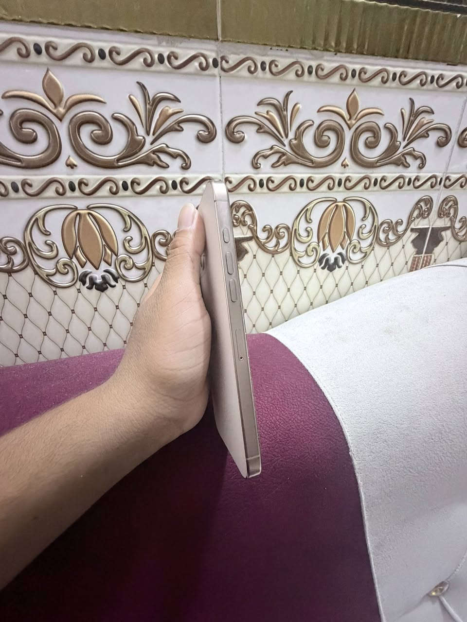 سلام عليكم آيفون 16برو ماكس نضيف كلش 100/100 بطاريه 97كارتونه وياه وشاحنه جديد سعر خاص رقم ***********

