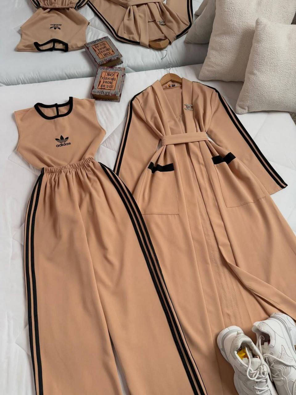 طقم ثلاث قطع❤‍🩹
خامة هوريم دابل تركي
قياس 38-40-42-44


**إذا كنت صاحب هذا الإعلان وتريد حذفه لأي سبب، رجاءا أرسل رسالة إلى الدعم الفني**