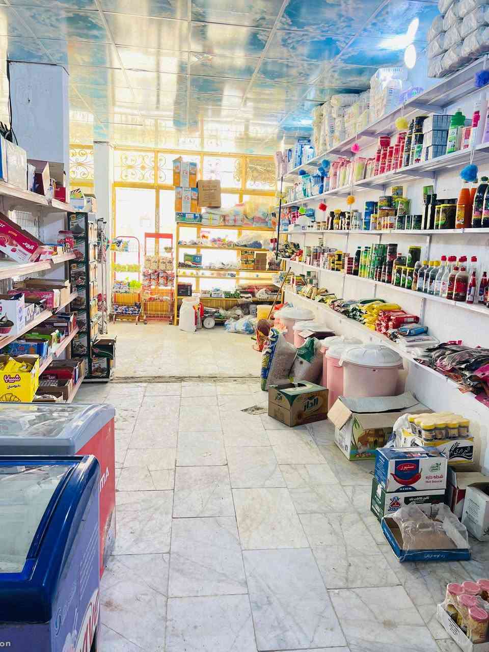 محل غذائيه اللبيع عارضات عموديه 6 وطرحيه 3 منضومه كاميرات مكان مدينة الصدر شارع المضخه ستفسار عل الرقم ***********
