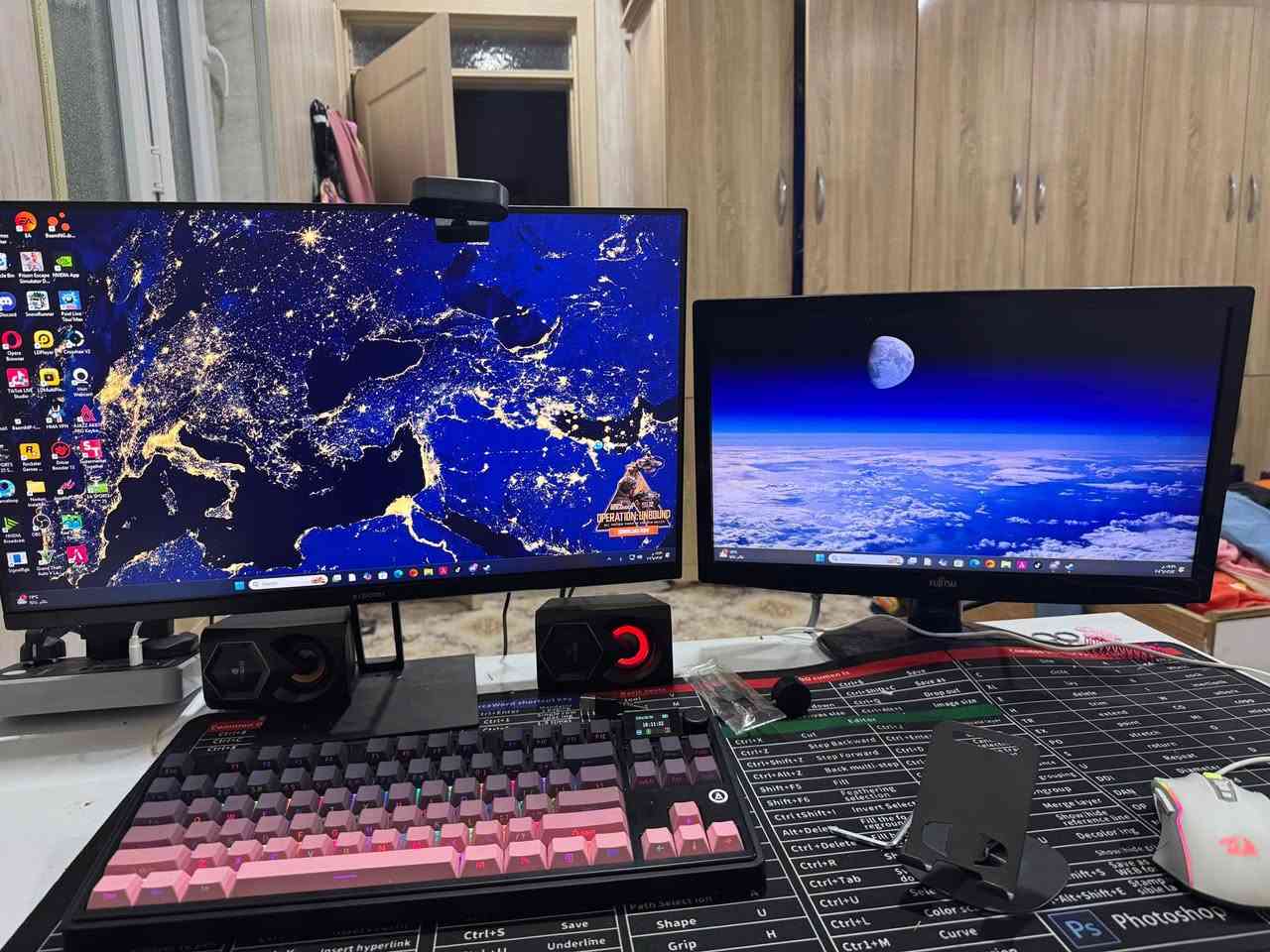 NVIDIA GeForce RTX 3060 Ti

CPU:Intel(R) Core(TM) i7-9700K 

MZB:Z390 GAMING PLUS (MS-7B51)

16Gb Ram

Ram 1Tb SSD

moniter Xeaome 180Hz full hD 
0.5ms

moniter 60HZ

3 headseat RGB

keyboard ajjazz BT,USB,WiR micanickal RGB

webcam full HD

2 Mouse full Gaming RGB كالار, السليمانية


**إذا كنت صاحب هذا الإعلان وتريد حذفه لأي سبب، رجاءا أرسل رسالة إلى الدعم الفني**