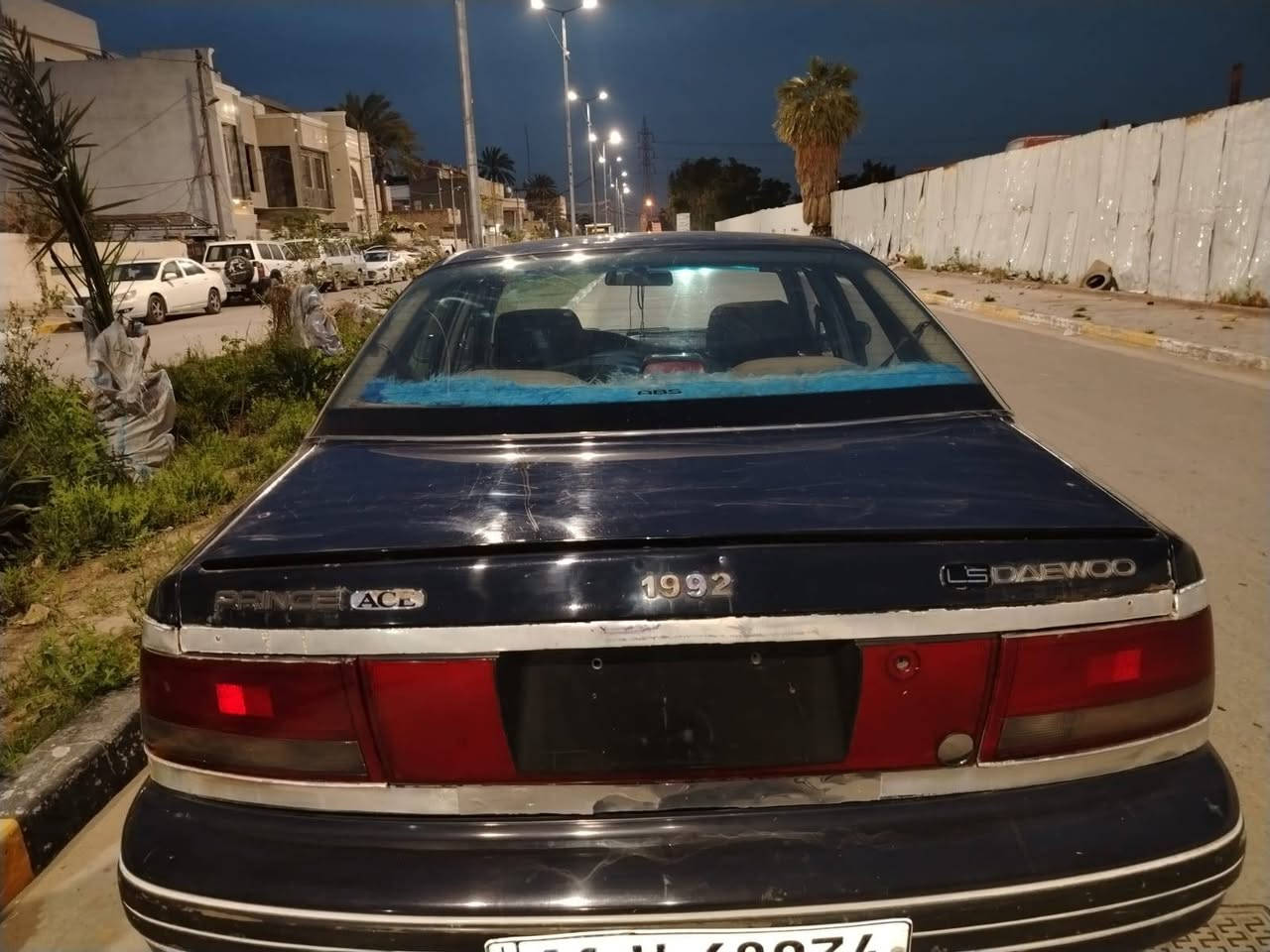 برنس موديل ١٩٩٢ رقم بغداد انكليزي
محرك ٢٠٠٠ كير اوتوماتيك 

السعر ٣٥ 

الإتصال ب ***********
