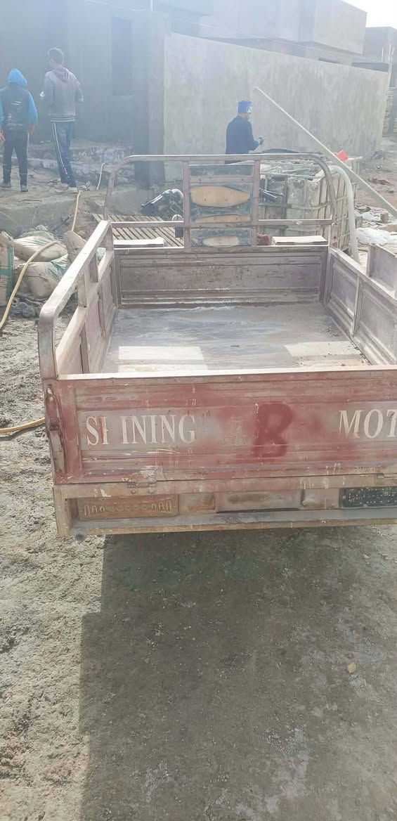 سلام عليكم ستوته للبيع مديل 2017اوراق أصولي أصولي كهربائيت كلها جديده وشغاله مكينه جديده برغي ما مفتوح مديل 23 تايرات جدد شاصي مكفول كفاله عامه سعر مليون وميه وبيها مجال (اتصال فقط) (***********)/ (***********)
