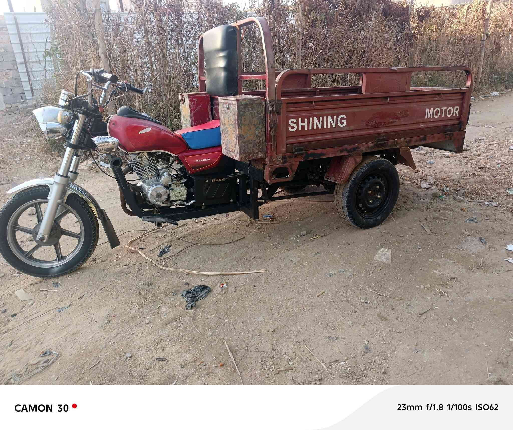 السلام عليكم ستوته للبيع موديل 2014 محرك 2019 ستوته مقفوله كفاله عامه اوراقي اصولي السعر 1,100 وبيها مجال مكاني كربلاء طويريج‏‪***********‬‏
