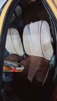 سياره طيبه موديل ١٥ مكينه جاهزه كير بس عينه وصينية كهربائيات كلها كامل...