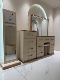 أزمير ٢ • كنتور ٣٢٠سم • ابواب هايدروليك