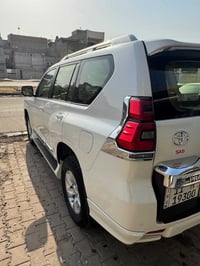 برادو ٢٠٢٠ Txs رقمها سهل ومميز ماشيه ٩٧ الف مواصفاتها معروفة بيها بارد...