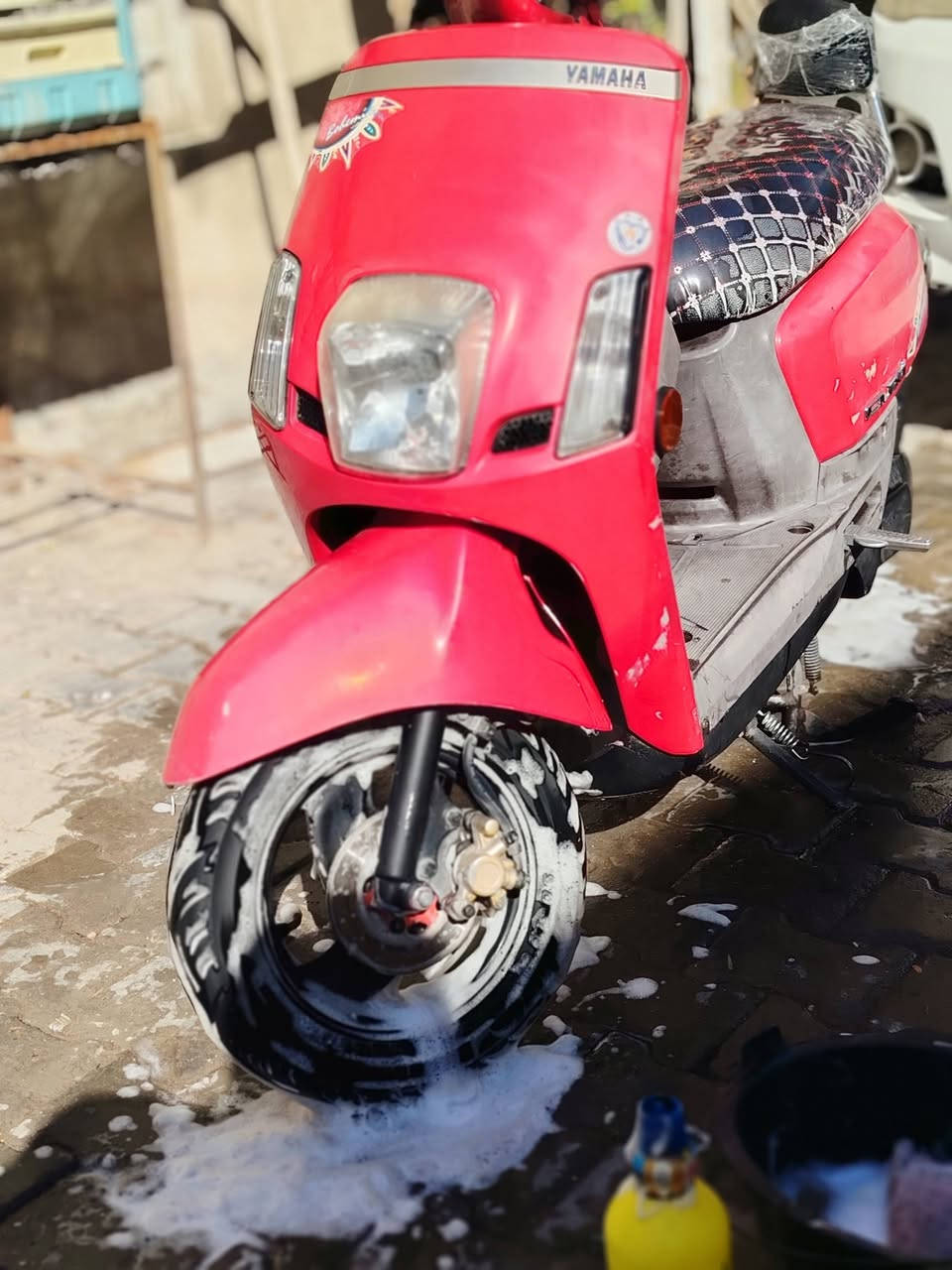 دراجه بوليس نضيفه برغي ممفتوح كلشي شغال تجي تنكر سلف تطلع بواحد وميه بس شراي يطبلي ***********
