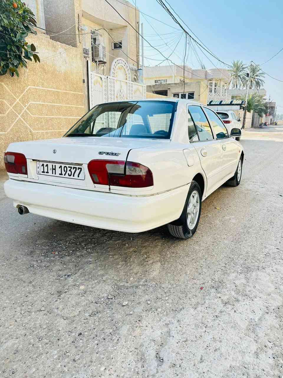 السلام عليكم بروتون 2004 رقم بغداد انكليزي بسمي سنويه وهزه جديده محرك لاينقص ولا يبخر صدر امامي خلفي جديد تايرات جدد باتري جديد تبريد شغال بيها صبغ 3قطع السعر 53 وبيها مجال رقم الهاتف ***********
