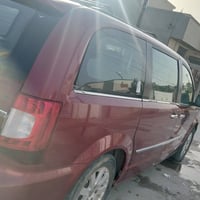 تاون كانتري 2011 فول مواصفات ابواب كهربائي  3 قطع تبريد كشنات حضن  بدو...