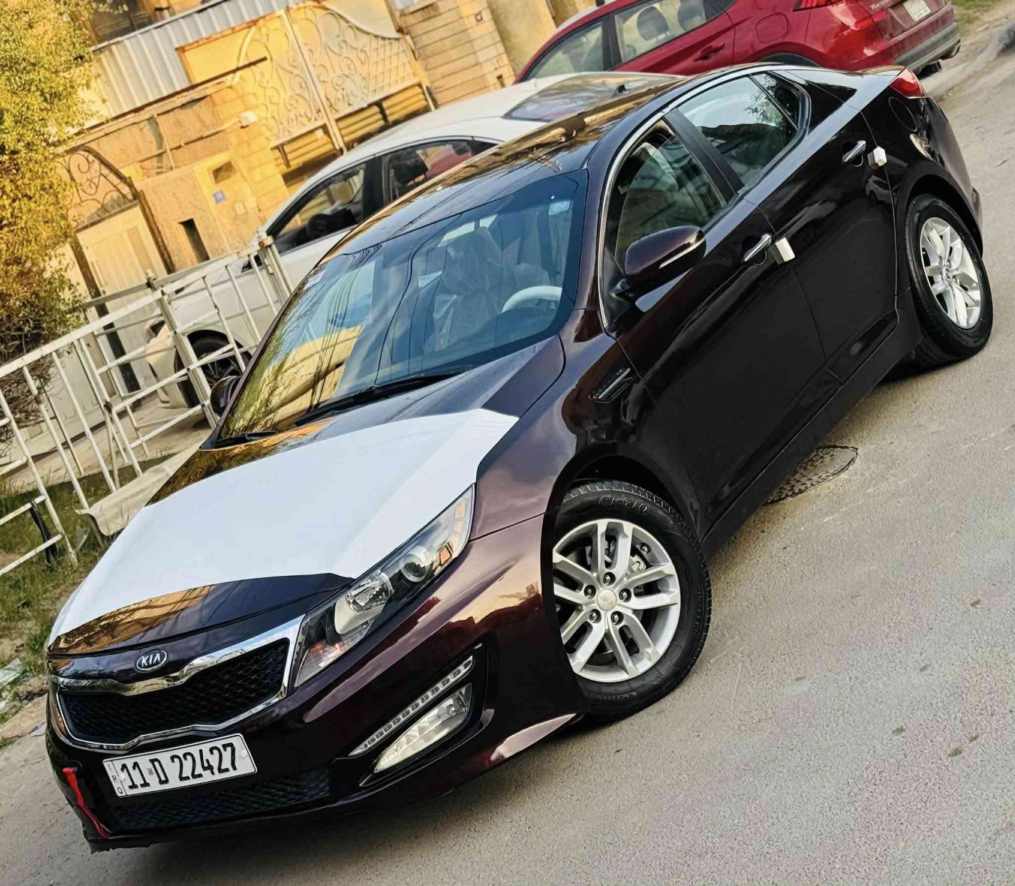 السلام عليكم عندي اوبتما ٢٠١٣ رقم بغداد الدولي جديد سنويه وأرقام وهزه كله جديد بسمي تحويل ثاني يوم سياره جديده بمعنى الكلمه وجاهزه مابيها نقص حادثها جاملغ وشويه بل بنيد فقط وبيها هنا بل عراق مكانين كلير بسيطات اثر شخوط بدون حادث فقط والباقي مكفول محرك ٢٤٠٠ مكينه كير ممفتوحات بلاديات 
مواصفاتها 
تحكمات 
كشنات كهرباء 
اي بي اس 
ايكو 
داخل بيجي 
شاشه 
كامره 
حساس خلفي 
دبل كزوز 
لد امامي 
حاكيه بلوتوث 
كروس سرعه 
اشاير بل مري 
يدات نيكل 
ويل كب 
محرك ٢٤٠٠  
حداديه جديده 
تبريد تدفئه شغال 
سياره نضيفه وجاهزه 
مكان السياره بغداد 
عارضها ب ١٠٠ وبيها مجال للشراي 
وهذا رقمي 
***********
