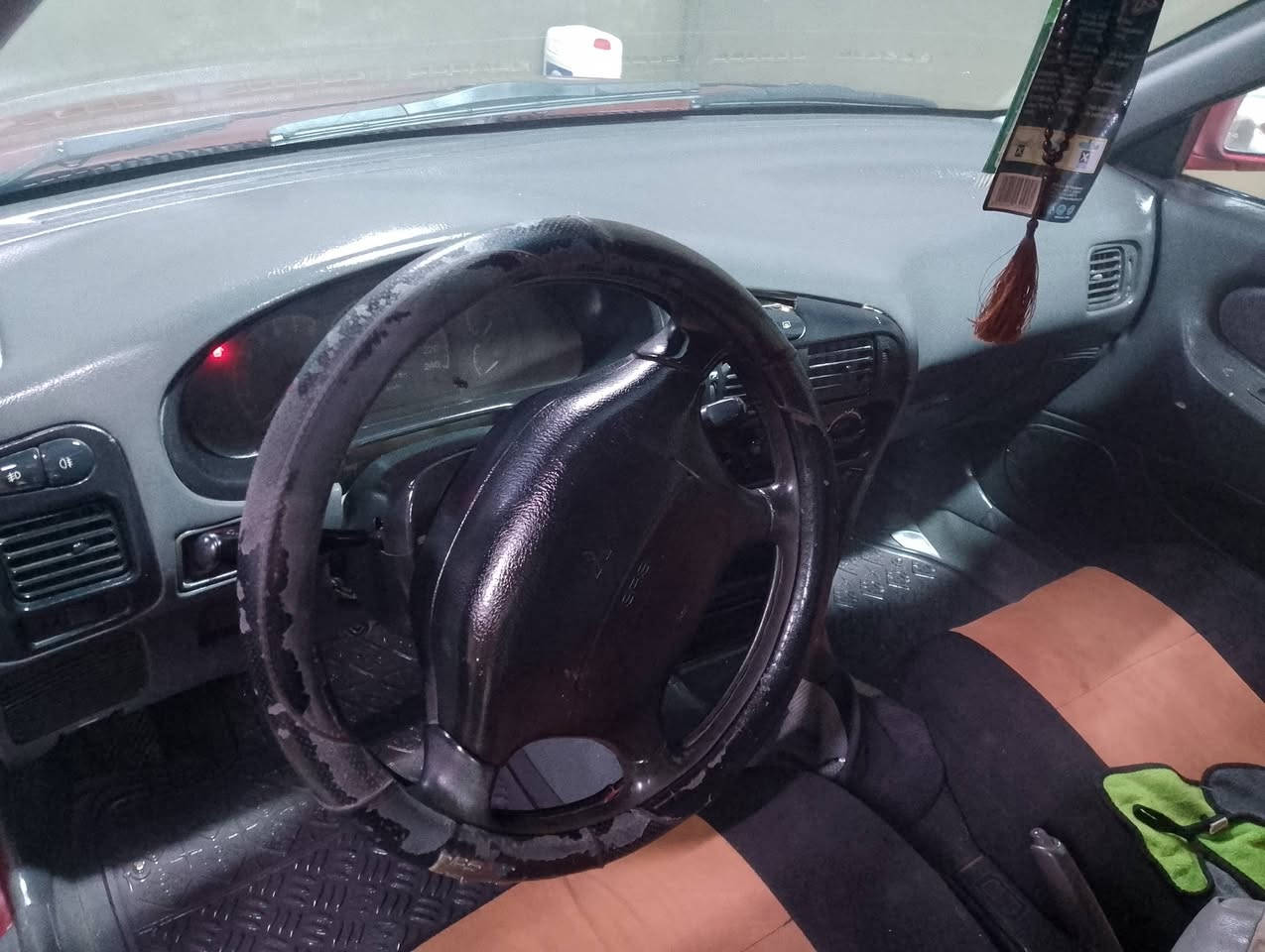 السلام عليكم سيارة مستبوشي لانسر. موديل 1992،السعر 32 ورقه بيها مجال ،لتواصل واتساب ***********
