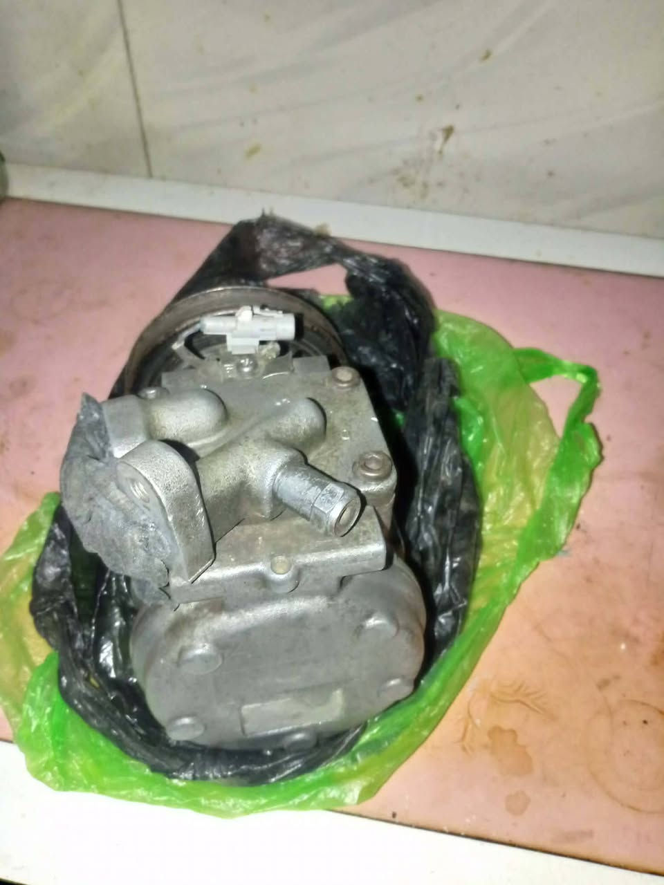 كمبريسر ياباني .. للبيع شرط النظافة للاستفسار/الشطرة ☎️ ‎0781 489 0949
