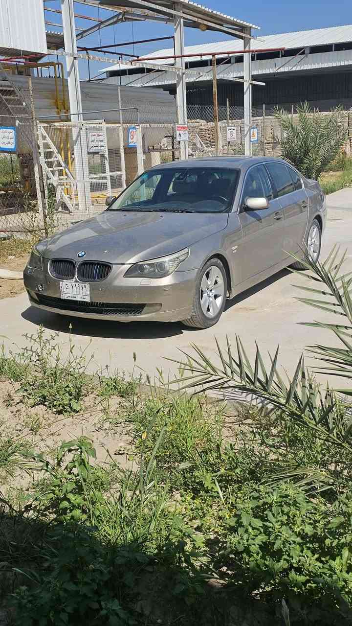 السلام عليكم 520 bmw e60 للبيع السعر 88
مدويل 2008
داخل بيجي كلش نظيف مبدل محرك قبل ٣ اشهر نوزلات جديدة باتري جديد 
فيتبم جديد السيارة كلين عدا باب عكس السائق خلفية مبدلة السيارة نظيفة وبيهة نقوصات بسيطة 
رقمي 
***********
***********
