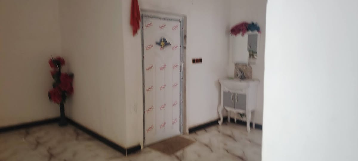 *بيت طابو للبيع
*يتكون البيت من طابقين 

*المكان ناحية الفضليه شارع المحطه 

*المساحه 312 م البيت ركن 

*يتكون الطابق الاول من غرفتين 4×5 م و صاله 9×4م و ديوانيه 10×4 م و هول 5×6 م  و استقبال و ترك و منور 

*و يتكون الطابق الثاني من غرفتين و بنفس المساحه و صاله و مطبخ و صحيات و ساحه 9×4م الاستفسار الاتصال على ***********
