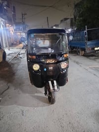 تكتك باجاج 2017 محرك تجفيت جديد جاهز للبيت  السعر 3700 مكاني الدورة اب...