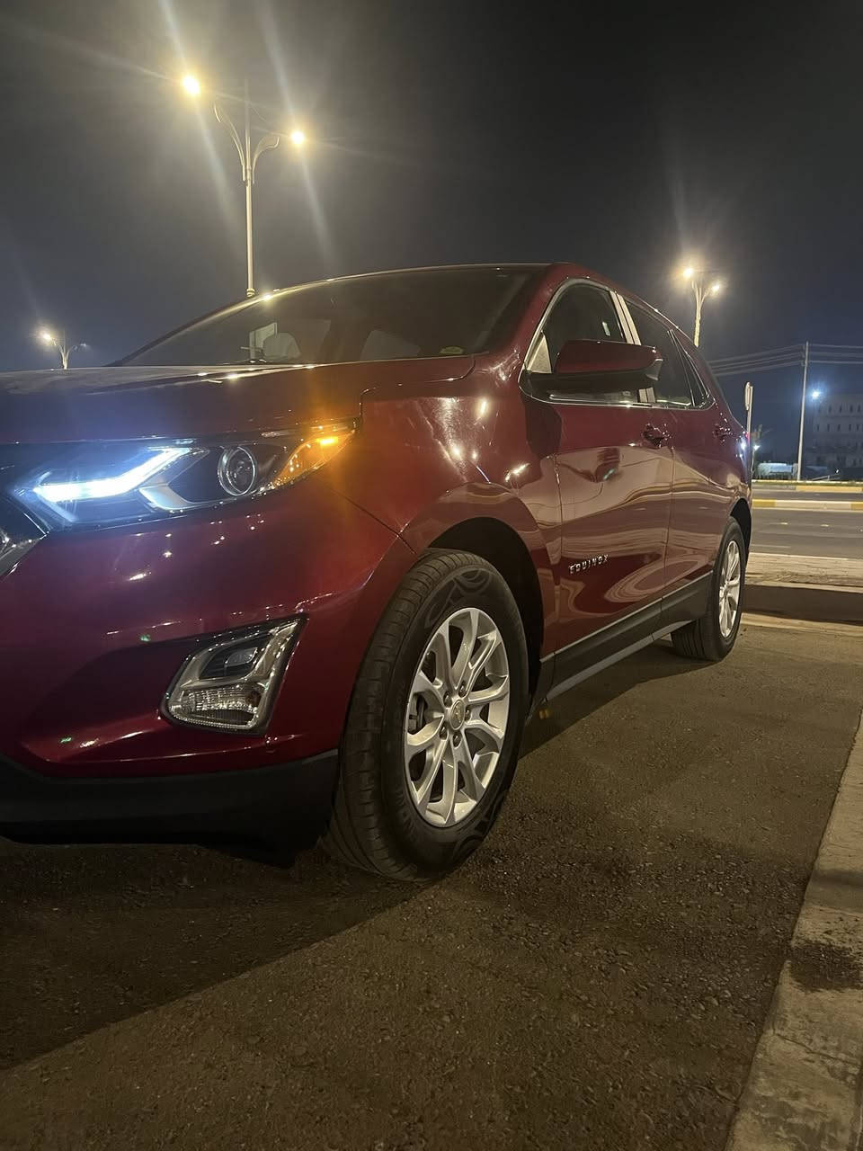 السلام عليكم رمضان كريم عليكم ان شاء الله 
كوينكس موديل 2021 رقم كربلاء الدولي الجديد هاي الصور قبل لا اشد الرقم هزة وسنوية كلهن جدد ماشية 45 الف كيلو متر حدادية تخم تاير ادامة كلهن مسويهن فئة السيارة LT حادثها كلش بسيط بدون ايرباك بدون دواخل مكان السيارة كربلاء المقدسة 
واتساب *********** 
اتصال خط *********** 
السعر 140 وبيها مجال
