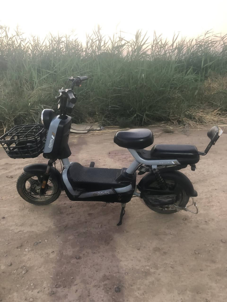 للبيع دراجه شحن السرعة 40 السعر 300وبيها مجال بسيط الشراي يراسلني على الخاص


**إذا كنت صاحب هذا الإعلان وتريد حذفه لأي سبب، رجاءا أرسل رسالة إلى الدعم الفني**