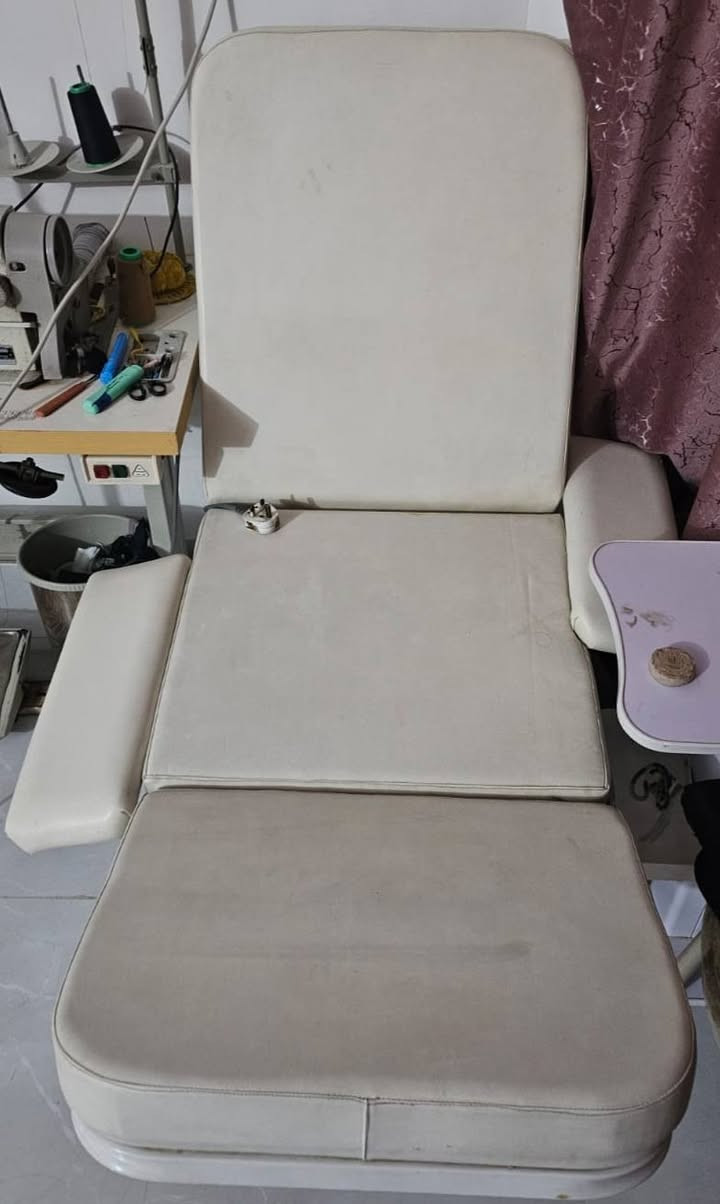 السلام عليكم سديه متحركه للبيع 
مع فرن مختبري مستعمل لكن بحاله جيده 
السعر خاص او على هذه الرقم
***********
