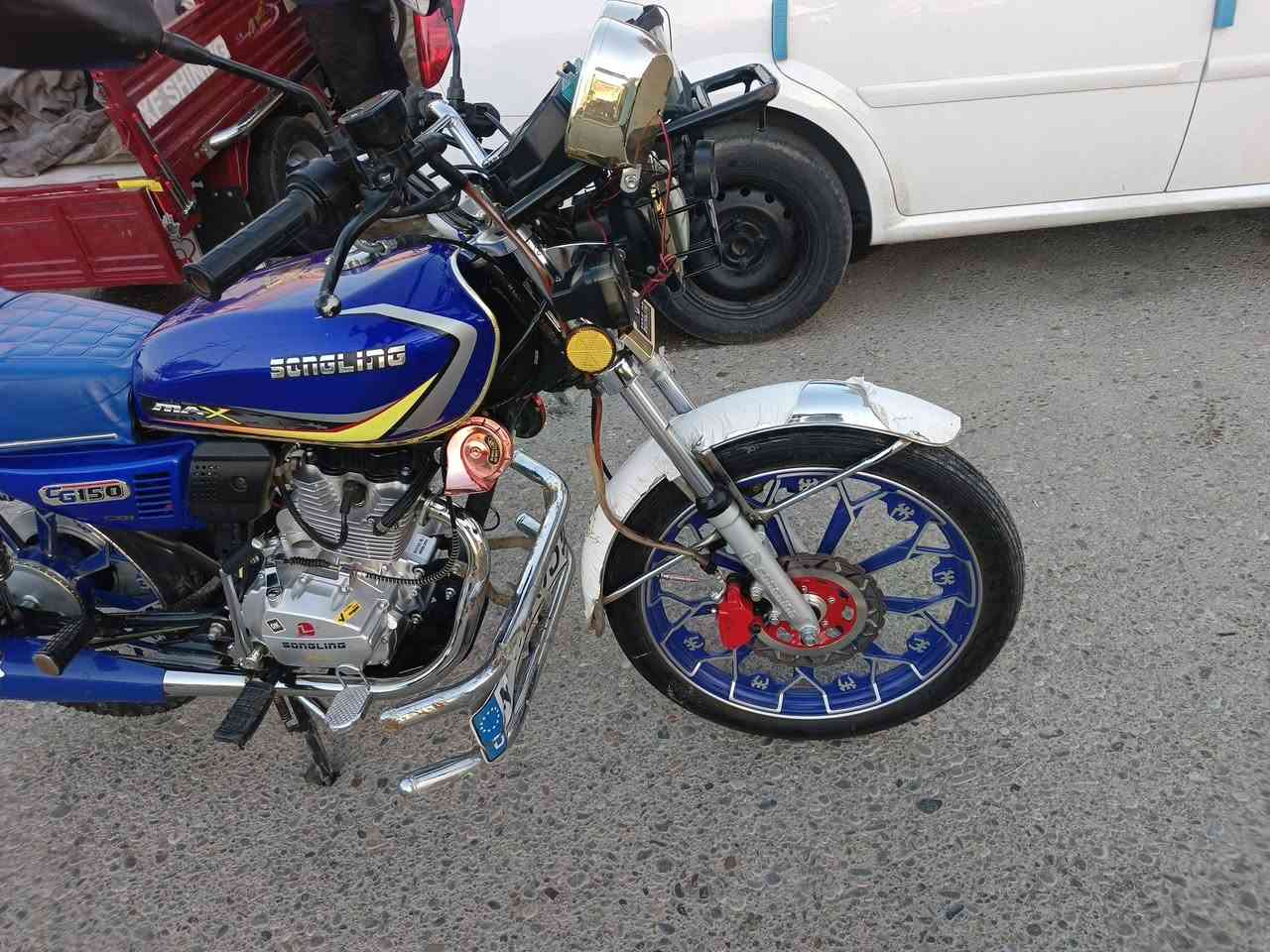 سلام عليكم دراجه للبيع 5كير2024 كله عل بلاد مكينه ممفتوح شرط لاصرف ولابخار نشاط فول كهربايات كله شغاله منفيس موجود بصمه تشغيل عن بعد سعر 600 وبي مجال رقم الهاتف ***********عنوان قادسيه 2
