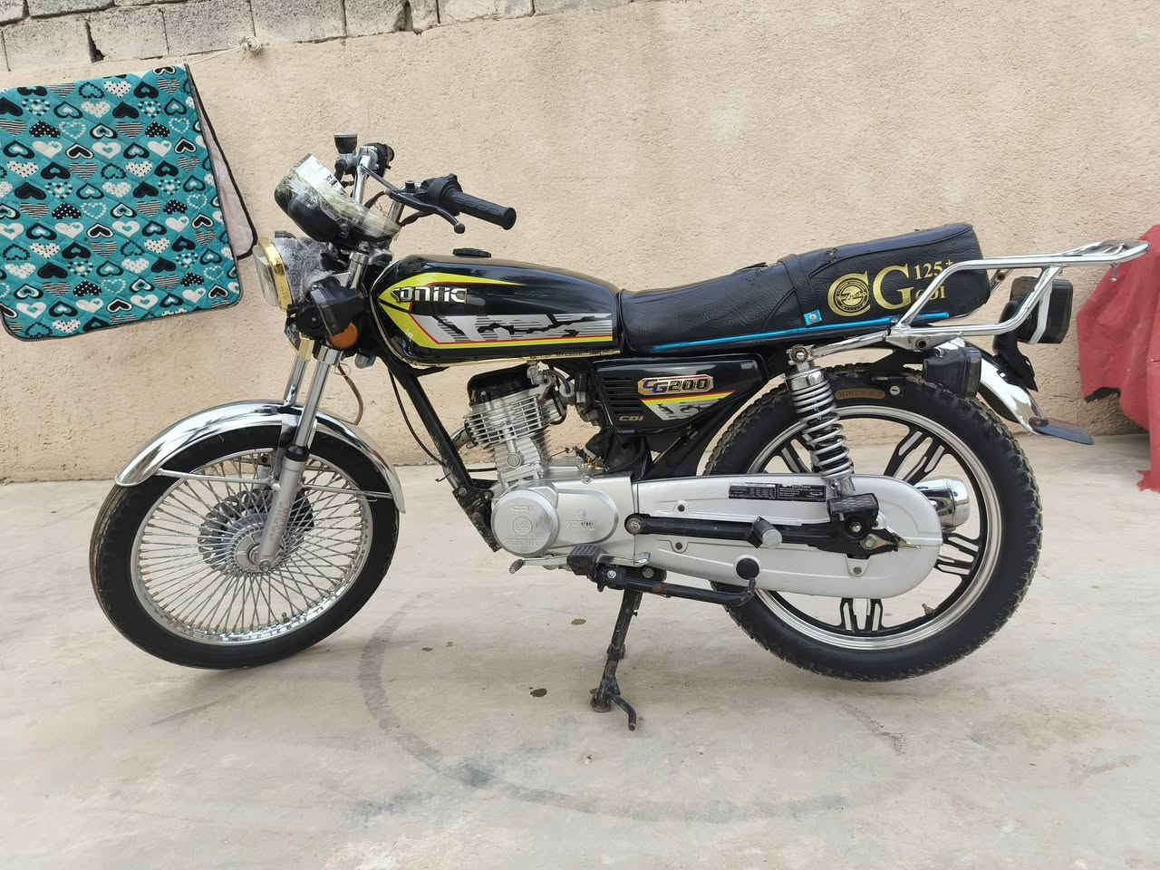 سلام عليكم دراجه سونك تايكر موديل 23 كله شغاله عده شاشه واكفه وسيبايه مكسوره سعر 500وبيه مجال ديالى خان بني سعد خاص موجود رقمي ***********
