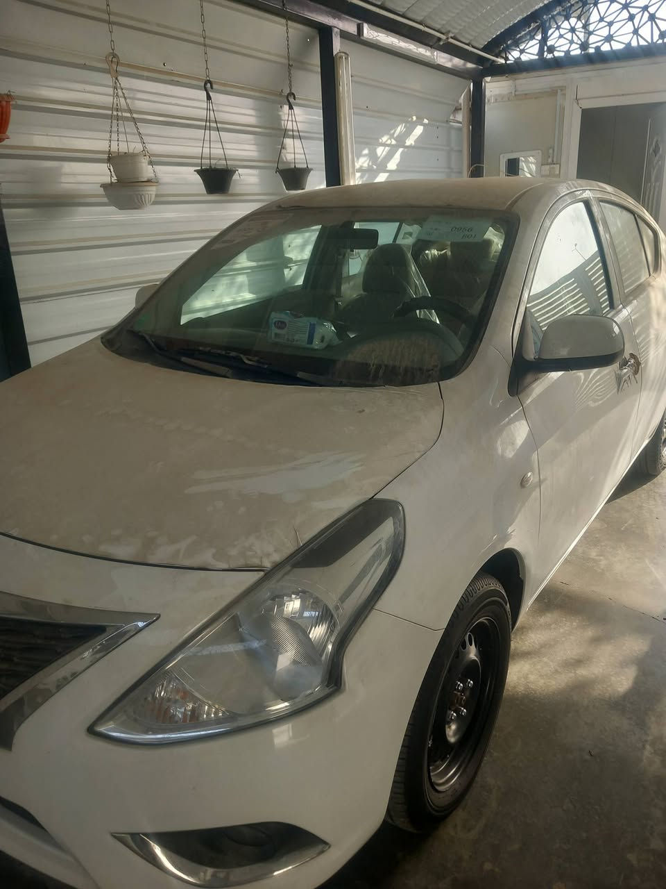 السلام عليكم للبيع نيسان سني هندي ام الضمان السور رقم بغداد موديل٢٤ ماشيه ٣٠٠٠ مكفوله سعرها ١٣٨ وبيها مجال الاتصال على الرقم ***********
