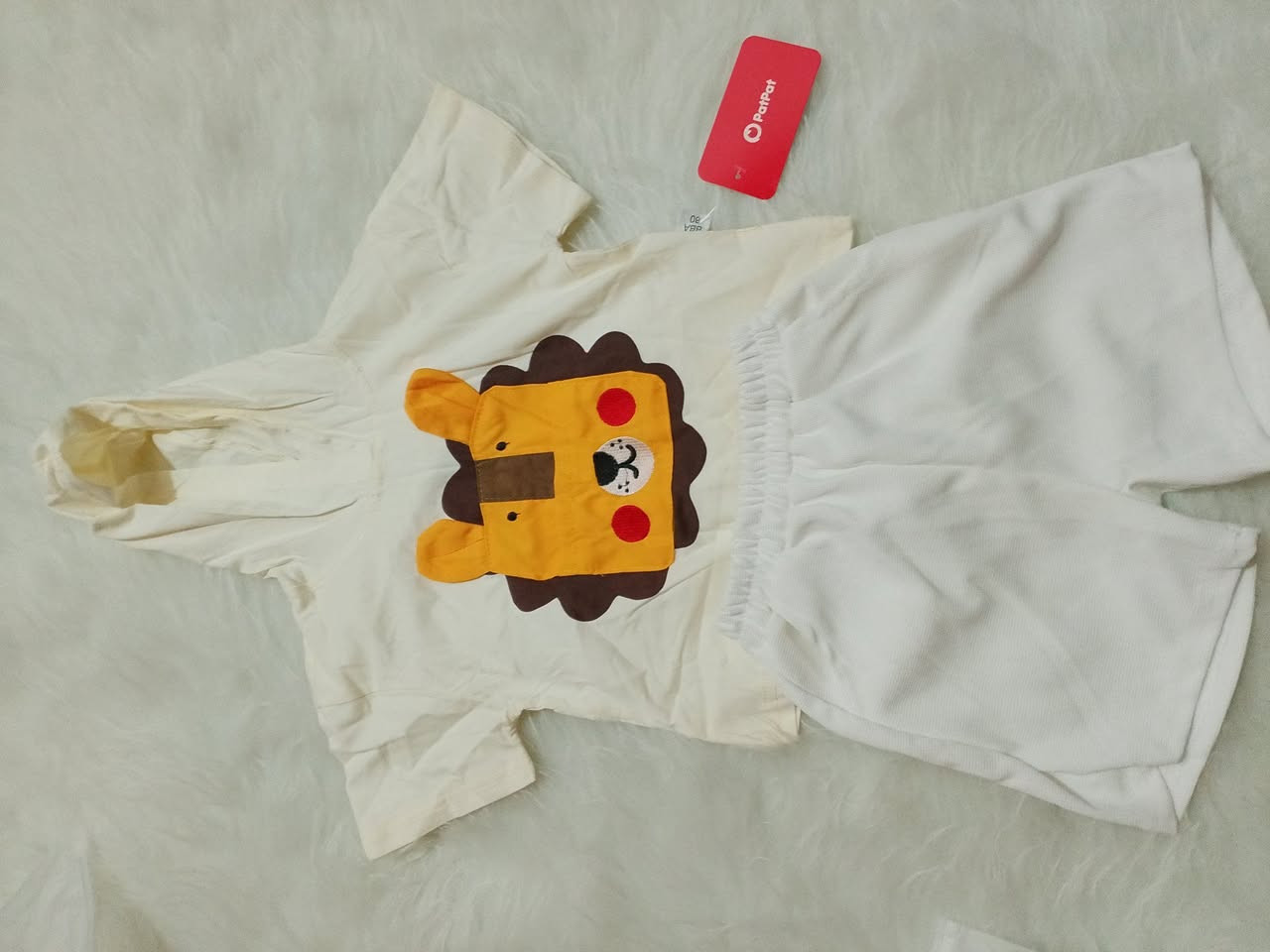 تخفيضات العيد فلس ونص 
سعر تراك كامل ب 4 الف فقط 
خامه قطن بارد الصيفي صار ب 4 الف فقط 
من عمر سنه لحد 6 سنوات ال 4 تراكات ب 15 الف فقط متوفر توصيل داخل الزبيديه وجميع المحافظات


**إذا كنت صاحب هذا الإعلان وتريد حذفه لأي سبب، رجاءا أرسل رسالة إلى الدعم الفني**