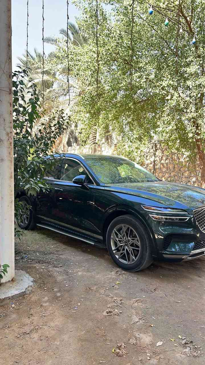 السلام عليكم 
Gv70 2023 
2500T
ماشيه 30 الف كيلو 
السياره نظيفه جدا مثل ما موضحه بالصور حادث خفيف جدا شبر بالبنيد فقط بدون صبغ 
وصار بيها شخط بالجاملغ الامامي الايمن + bdr اصبعين بالباب الخلفي 
السعر 295 وقابل للتفاوض 
واتساب ***********
